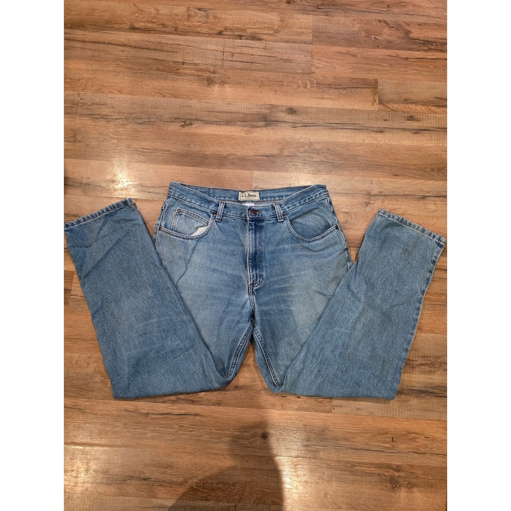 LL Bean Classic Fit Straight Leg Jeans Light Wash High Rise Denim 33x27 Gorpcore